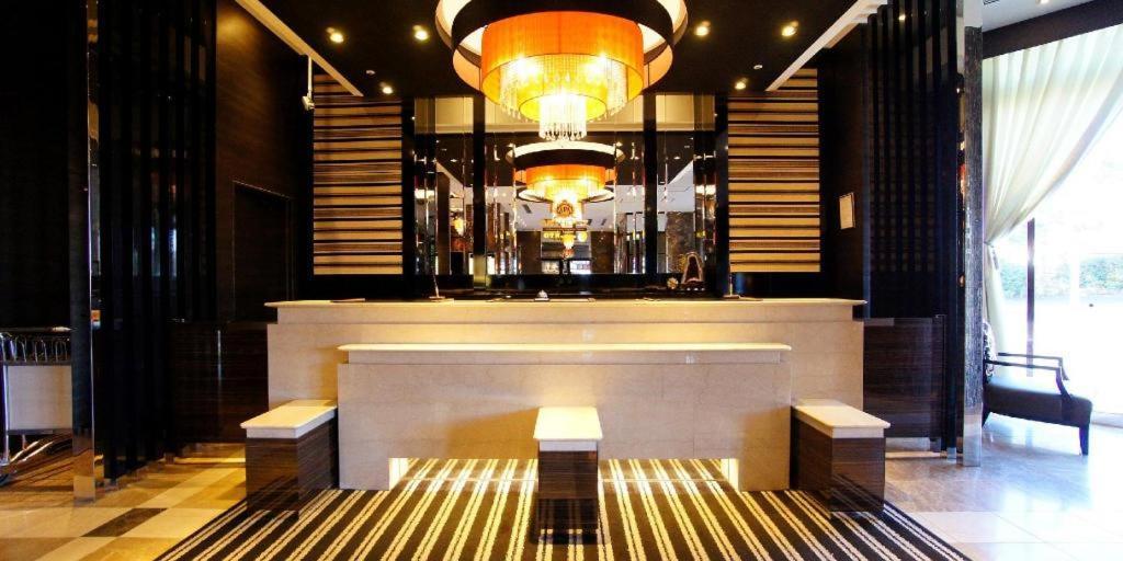 Apa Hotel Chiba Inzaimakinohara-Ekimae 나리타 시 외부 사진
